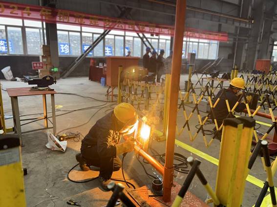 公司舉辦電焊工、電工技術比武